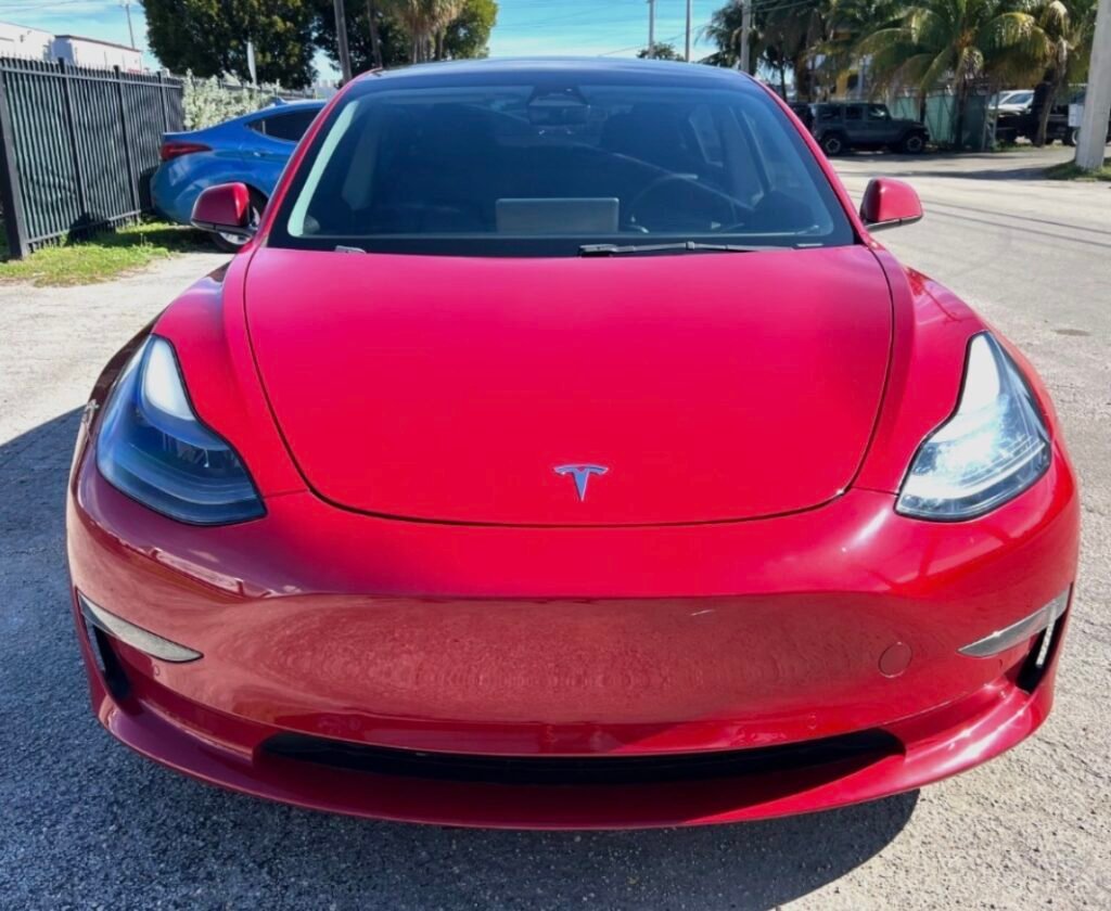 2022 Tesla Standard Model 3