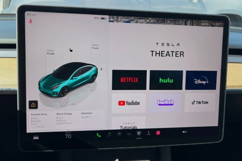 2022 Tesla Standard Model 3